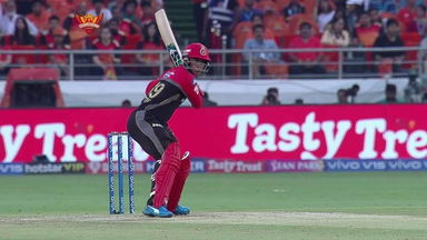 M11: SRH vs RCB –  Shimron Hetmyer Six