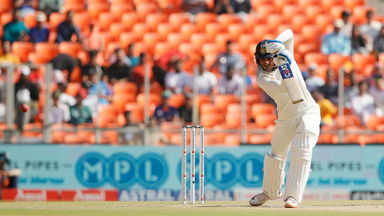 4 x 2: Shubman Gill's confident Day 3 start
