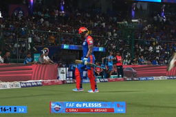 IPL 2025 M60: DC vs GT - Faf Du Plessis Wicket