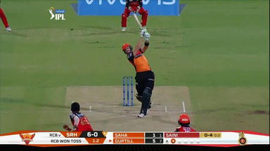M54: RCB vs SRH – Martin Guptill Six