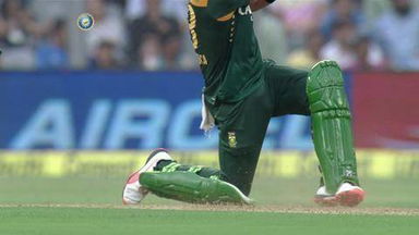 5TH ODI: IND vs SA – Francois du Plessis Six