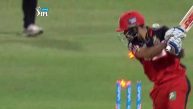 M60: RCB vs SRH – Virat Kohli Wicket