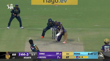 M39: KKR vs GT –  Andre Russell  Six