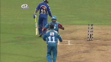 Match 3 MI vs PWI - Kartik Aggression