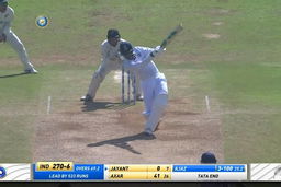 IND vs NZ 2021, 2nd Test, Day 3: Jayant Yadav Six