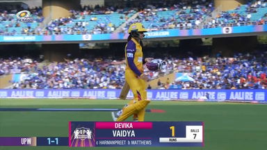 M15 - MI vs UPW: Devika Vaidya Wicket