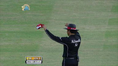 M45: CSK vs KXIP – Suresh Raina Six