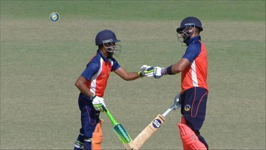 Arslan Z Khan solid opening act of 61 (43)