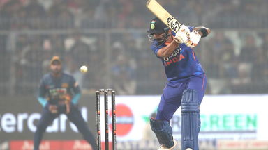 KL Rahul guides India home with steely 64* (103)