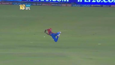 Flying Jaddu 'almost' grabs one