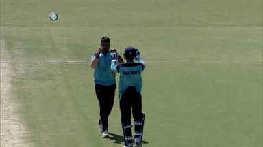 Syed Mushtaq Ali Trophy 2022: Karn Sharma's economical 3-10 against Mumbai