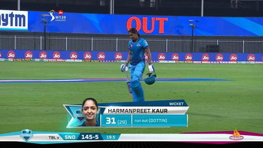 M03: Trailblazers vs Supernovas – Harmanpreet Kaur Wicket