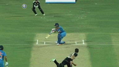 BANG! Shreyas Iyer announces his arrival in style