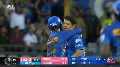 M42: MI vs RR – Fall of Wickets