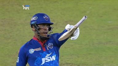Shimron Hetmyer's power-packed 53*(25)