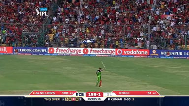 M44: RCB vs GL – AB de Villiers 129*