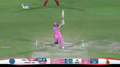 M14: RR vs RCB – Steve Smith Six