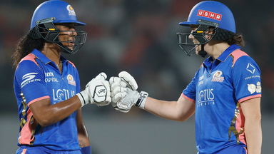 Six 4s in seven balls: Brilliant batting, ft. Matthews and Sciver-Brunt