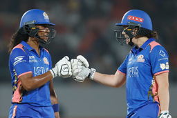 Six 4s in seven balls: Brilliant batting, ft. Matthews and Sciver-Brunt