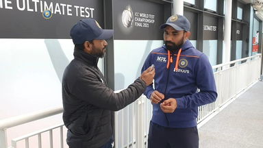 Shami recaps bowling heroics with R Sridhar