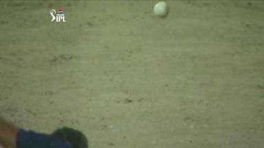 M64: CSK vs DD – Ravindra Jadeja Wicket