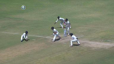Ranji Trophy 2019-20: Saurashtra vs Bengal, Final - Abhishek Kumar Raman's fine catch at silly point