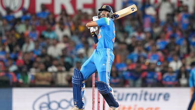 Axar Patel's aggressive knock of 52(47)
