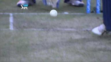M17: DD vs MI – Ambati Rayudu Wicket