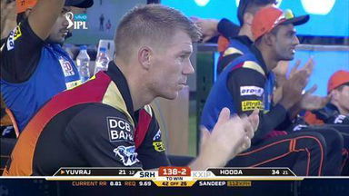 M46: KXIP vs SRH – Yuvraj Singh Six