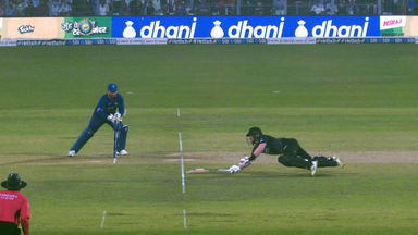 IND vs NZ 2021, 3RD T20I : Tim Seifert Wicket