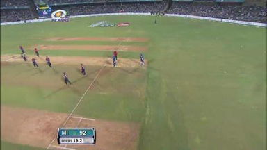 Match 19 DD vs MI – P Ojha's Wicket