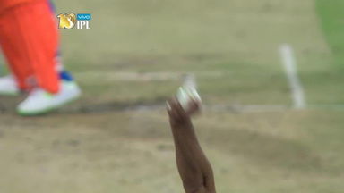 M31: RCB vs GL – Aaron Finch Six