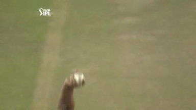 Match 25 KXIP vs RCB – Saini's Wicket