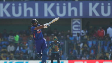 6x2 - Rohit Sharma's trademark pull-shots against Rajitha