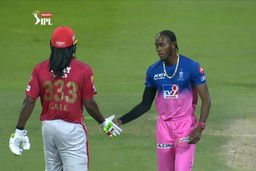 Archer vs Gayle ends in handshake
