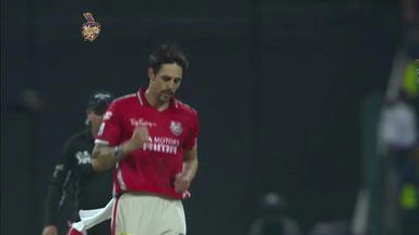 M15: KKR vs KXIP – Umesh Yadav Wicket