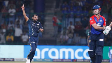 4 & OUT: Shami gets the better of Marsh