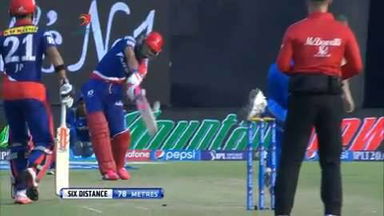 M6: DD vs RR – Yuvraj Singh Six