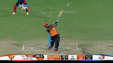 M36: SRH vs DD – Yusuf Pathan Six
