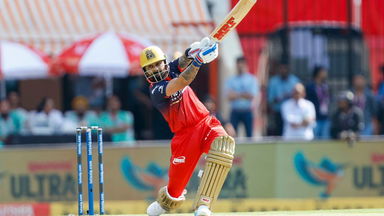Vintage Virat! Kohli's effortless maximums