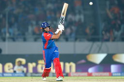 Shafali Verma's stroke-filled cameo of 31(21)