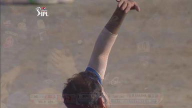 M16: DD vs MI –  Murali Vijay Wicket