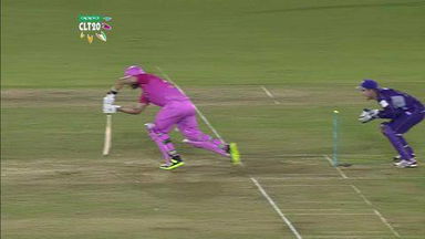 M9: HOB vs NK –  Daryl Mitchell Wicket