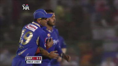 M18: RR vs KXIP – Adam Gilchrist Wicket