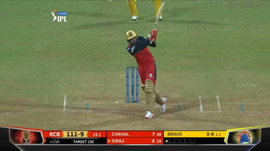 M19: CSK vs RCB – Mohammed Siraj Six