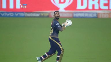 M06: KKR vs KXIP – Fall of Wickets