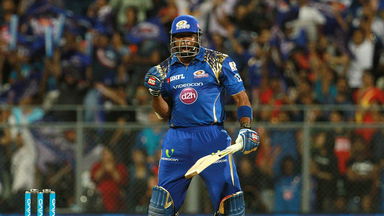 M14: MI vs RCB – Kieron Pollard 40*
