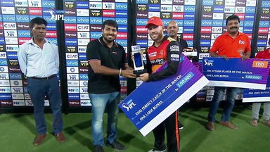 M11: SRH vs RCB – VIVO Perfect Catch of the Match – David Warner