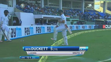 IND vs ENG 2016 - 2nd Test, day 2 : Ben Duckett Wicket