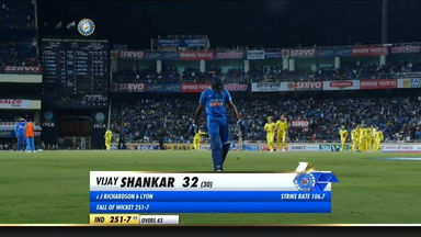 IND vs AUS 2019, 3rd ODI: Vijay Shankar Wicket